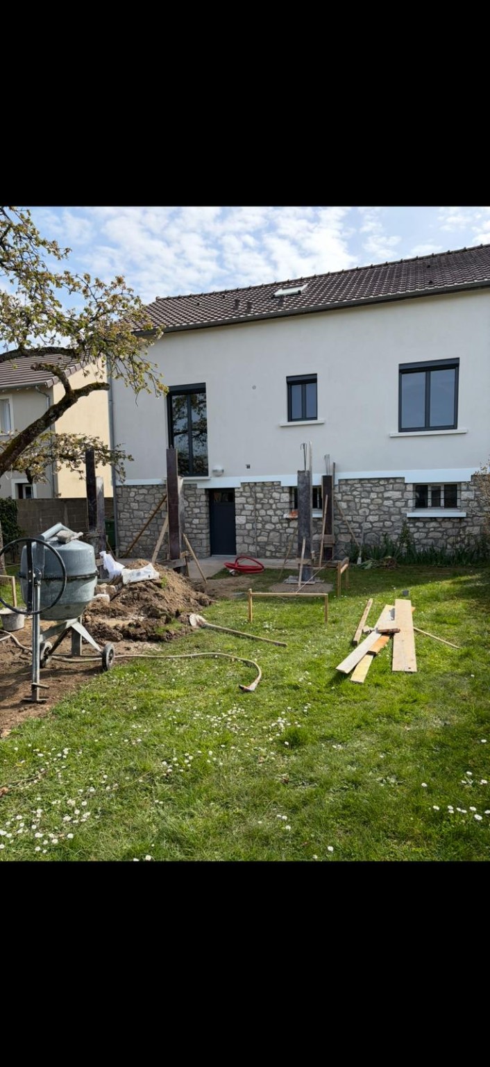 Construction d'une terrasse avec escalier